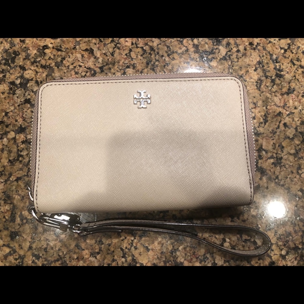 Tory Burch Wristlet - Gray